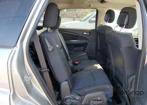 2016 Dodge Journey Sxt z USA, uszkodzony, nr VIN 3C4PDCBG2GT157430